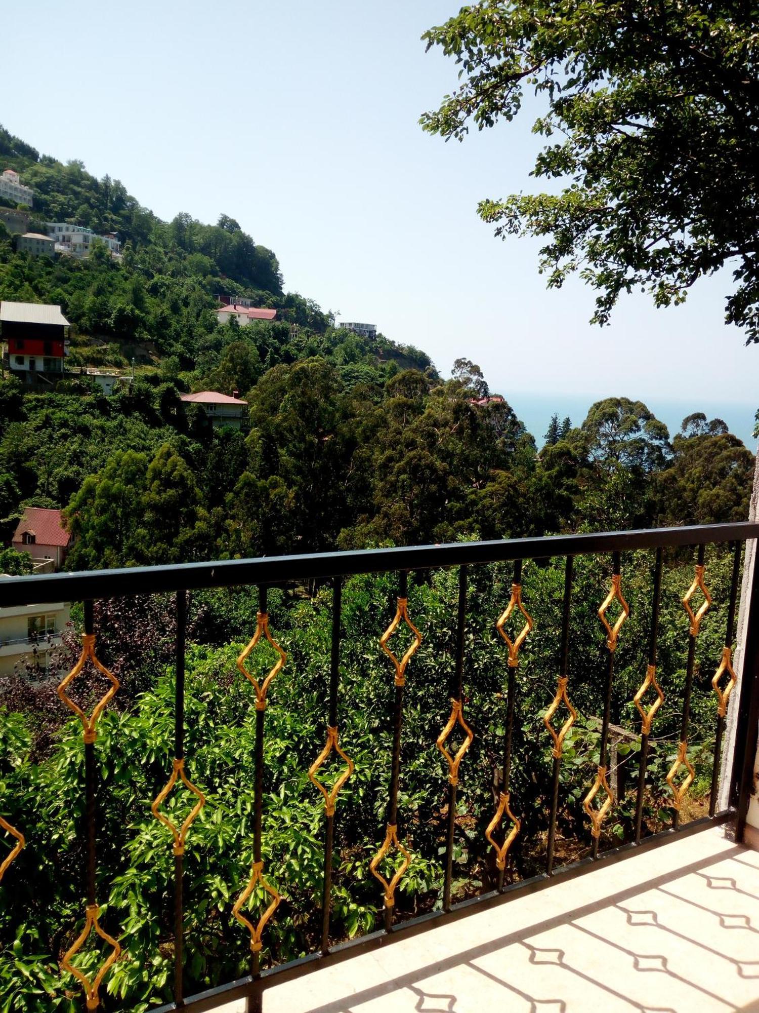 Small Guest House Kvariati Exterior photo